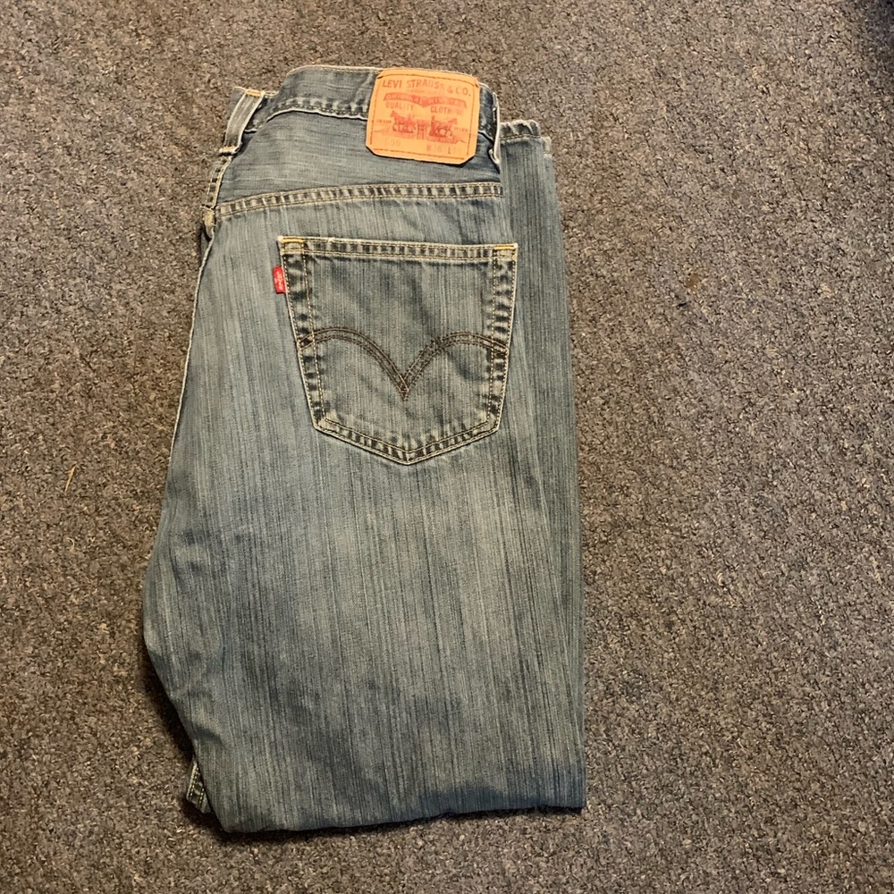 Levi men’s jeans